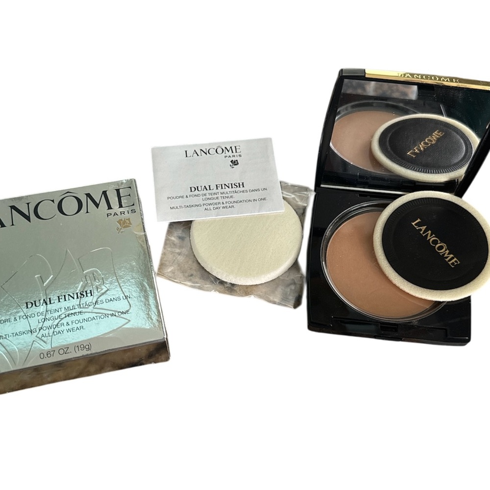 LANCOME DUAL FINISH POWDER FOUNDATION ALL DAY WEAR - Picture 3 of 5